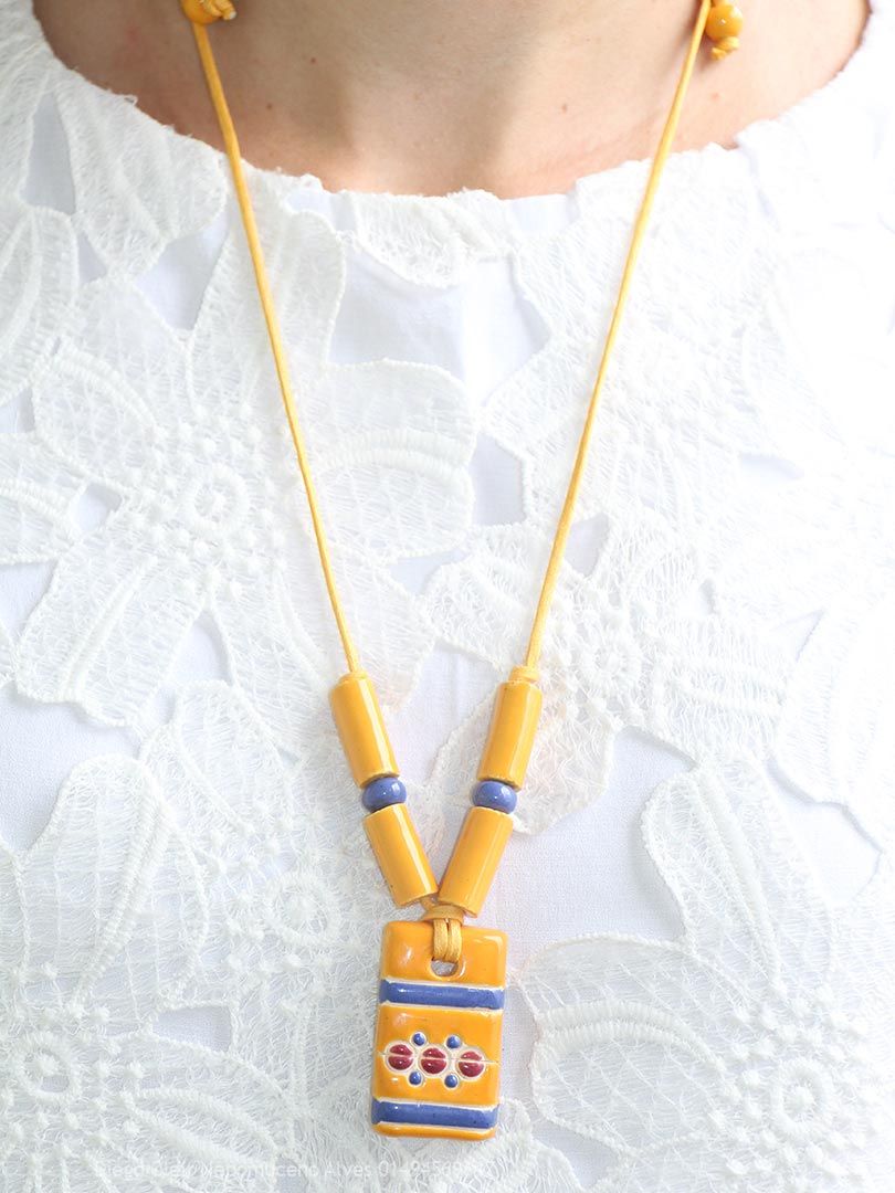 Colar Pingente com Brinco - Amarelo Ouro