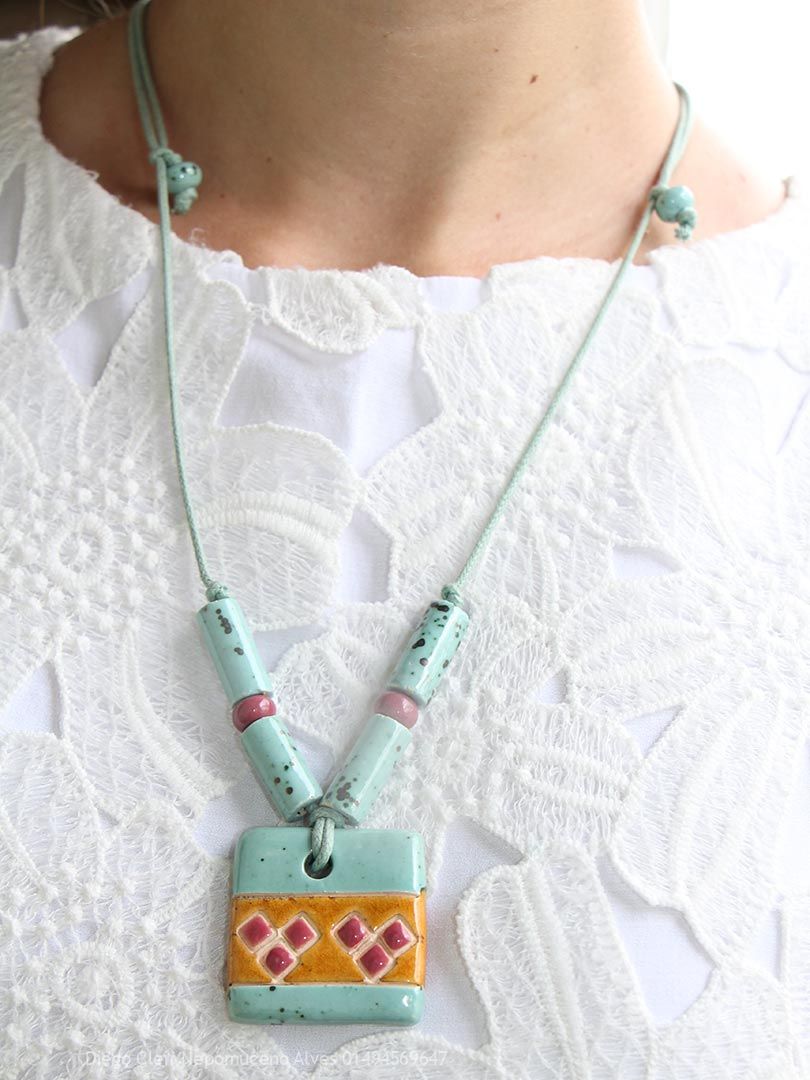 Colar Pingente Quadrado com Brinco - Azul Manchado